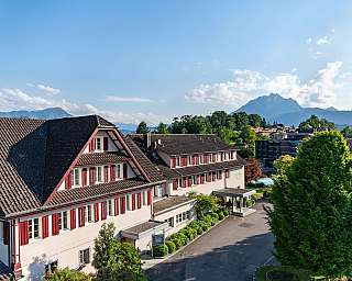 Hotel mit Bergblick
